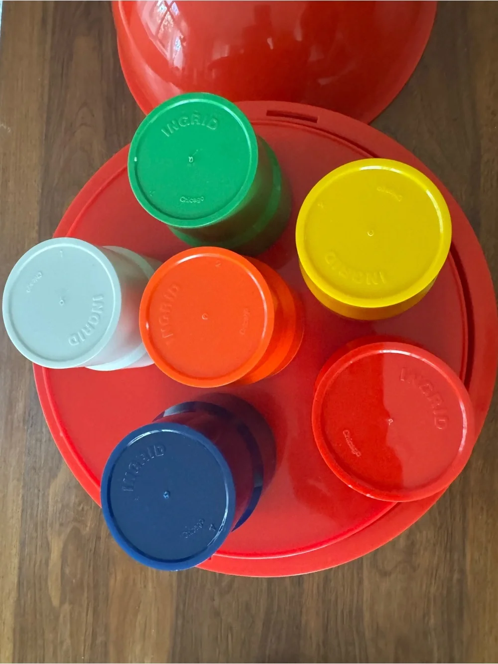 Retro Ingrid Bright Red Plastic Serving Bowl with 24 piece Serving Set